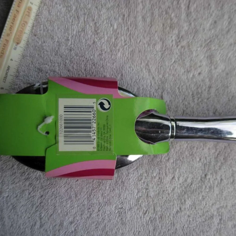 Goody Diva Cushion Hair Brush 1999 Reflective Silver Mirror Plastic Handle Back